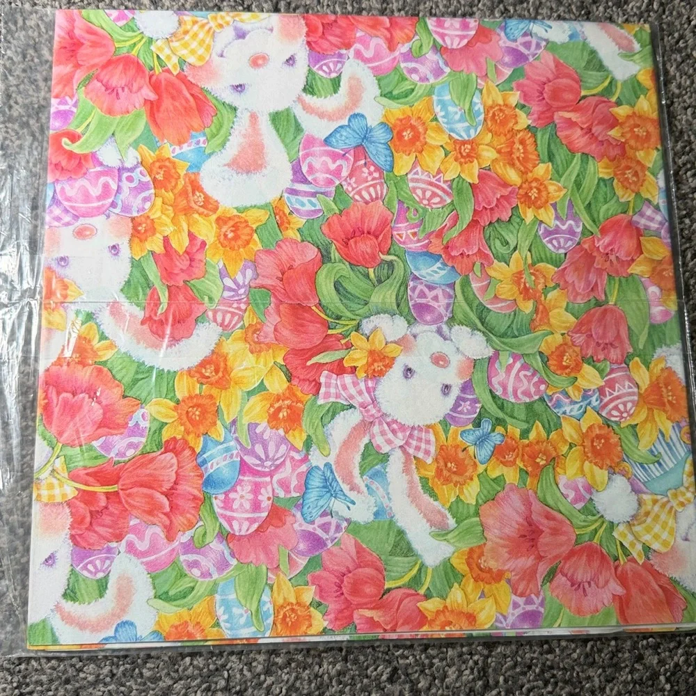 5/$25 VINTAGE Wrapping Paper Easter Bunny